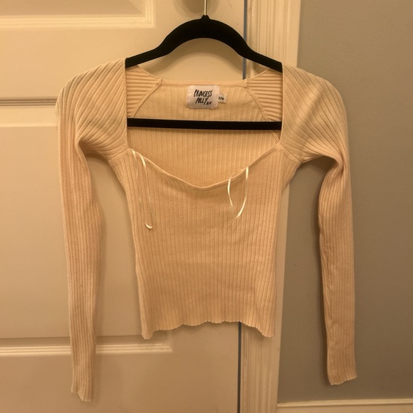 Chic Cream Ribbed Knit Top - Picture 3 of 4